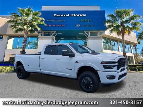 2025 RAM 3500 Limited Crew Cab 4x4 8' Box