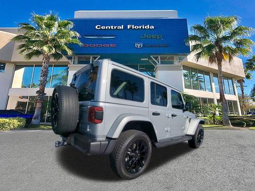 2022 Jeep Wrangler Unlimited 4xe Sahara