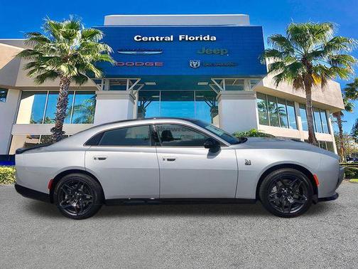 Triple Nickel 2026 Dodge Charger R/T Scat Pack