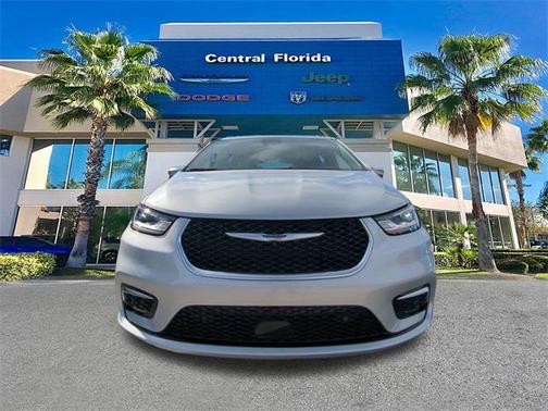 2026 Chrysler Pacifica L