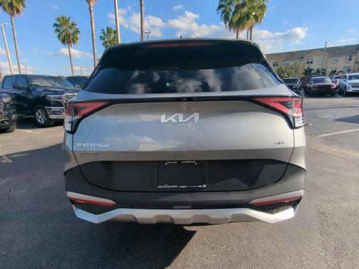 2024 Kia Sportage LX