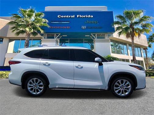 2023 Toyota Highlander Limited