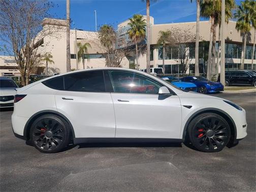 2022 Tesla Model Y Performance Dual Motor All-Wheel Drive