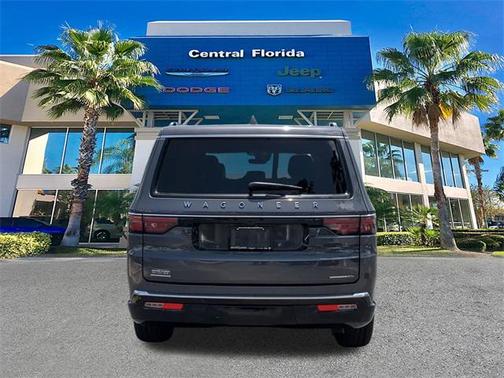 2023 Jeep Wagoneer L Series II 4x4