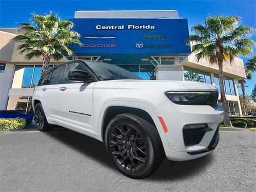 2025 Jeep Grand Cherokee Summit