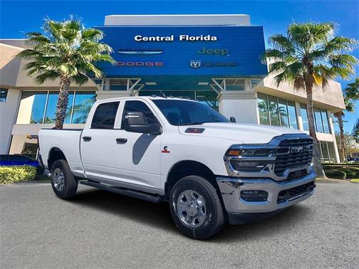 2025 RAM 2500 Tradesman Crew Cab 4x4 6'4' Box
