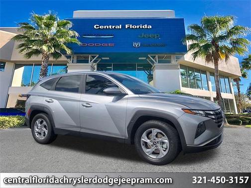 2022 Hyundai TUCSON SE