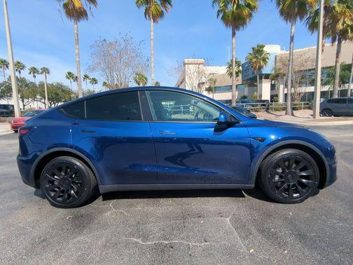 2023 Tesla Model Y Long Range Dual Motor All-Wheel Drive