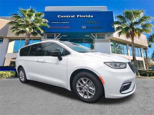 2025 Chrysler Pacifica L