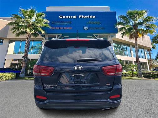 2020 Kia Sorento LX