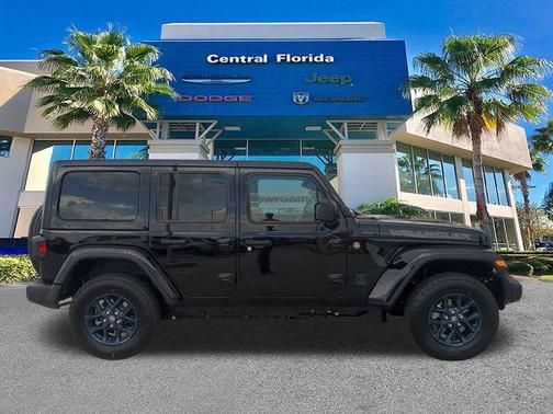 Black Clearcoat 2026 Jeep Wrangler 85th Anniversary