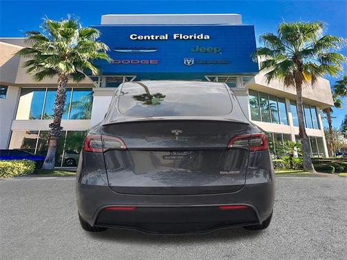 2022 Tesla Model Y Performance Dual Motor All-Wheel Drive