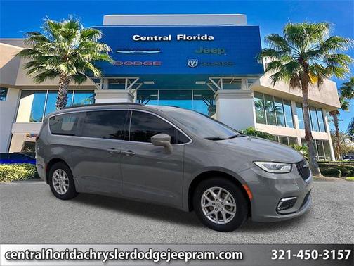 2022 Chrysler Pacifica Touring L