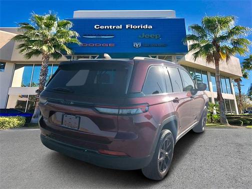 2025 Jeep Grand Cherokee Altitude