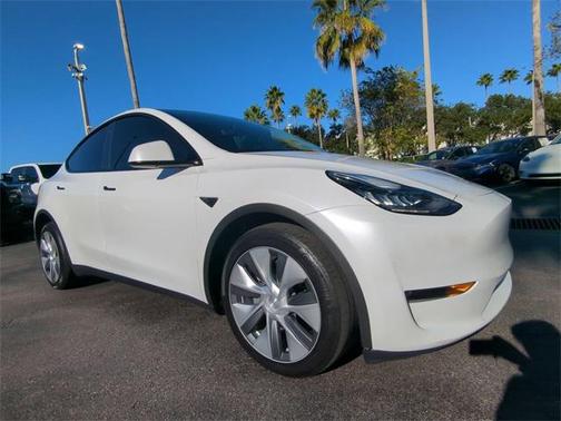 2023 Tesla Model Y Long Range Dual Motor All-Wheel Drive