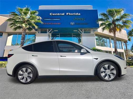 2023 Tesla Model Y Long Range Dual Motor All-Wheel Drive