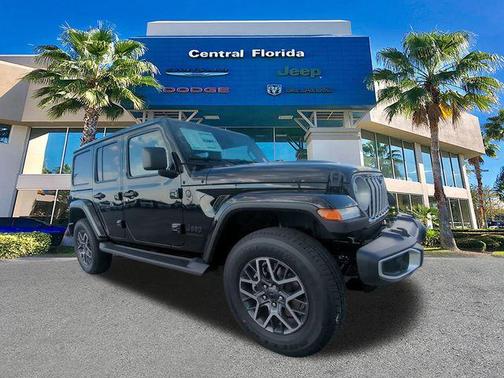 2026 Jeep Wrangler 4-Door Sahara 4x4