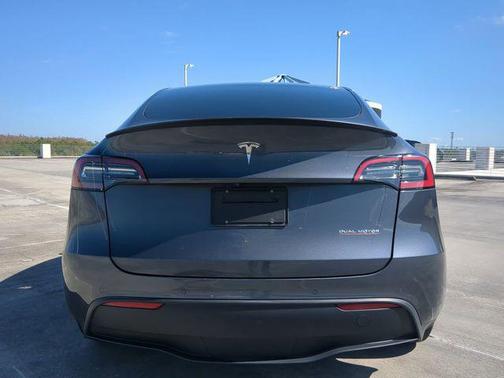 2022 Tesla Model Y Performance Dual Motor All-Wheel Drive