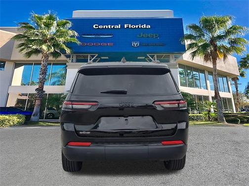 2023 Jeep Grand Cherokee L Altitude