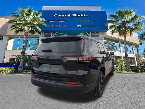 2023 Jeep Grand Cherokee L Altitude