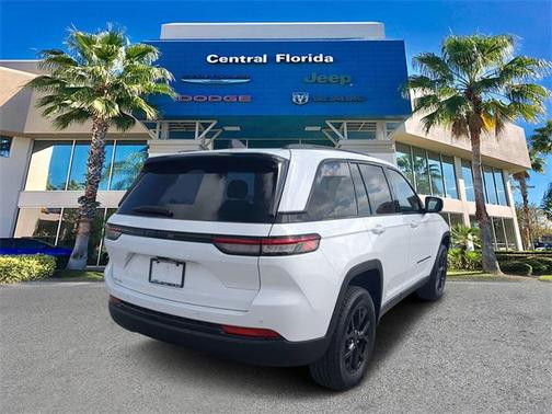 2025 Jeep Grand Cherokee Altitude