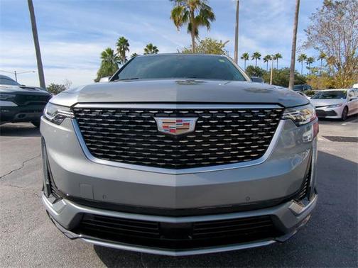 2025 Cadillac XT6 Premium Luxury FWD