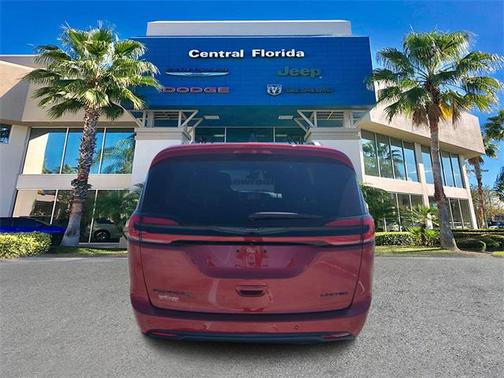 2025 Chrysler Pacifica Limited