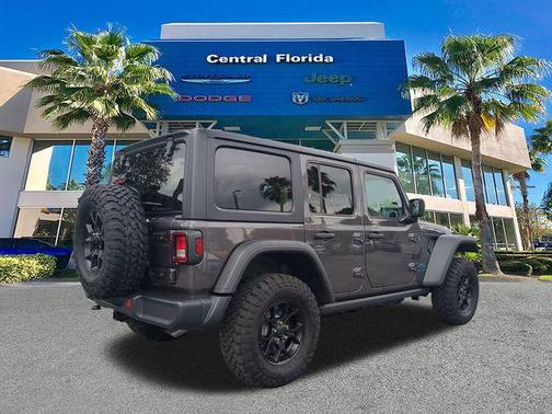 Granite Crystal Metallic Clearcoat 2025 Jeep Wrangler 4xe Willys