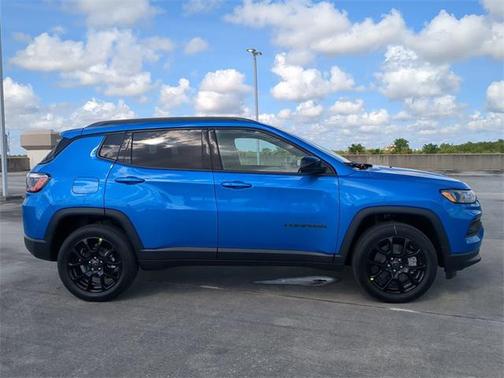 2025 Jeep Compass Latitude