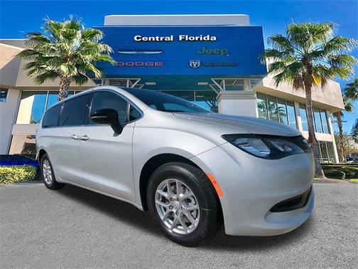 2026 Chrysler Voyager LX