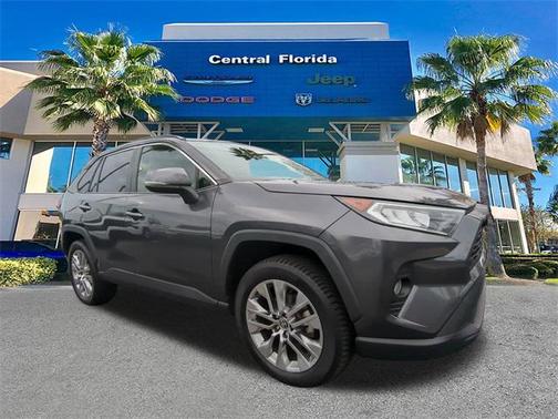 2020 Toyota RAV4 XLE Premium