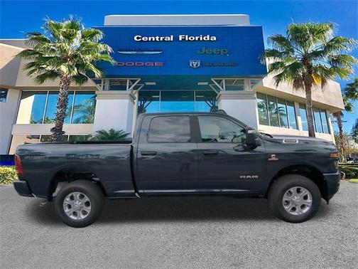2025 RAM 2500 Big Horn Crew Cab 4x4 6'4' Box
