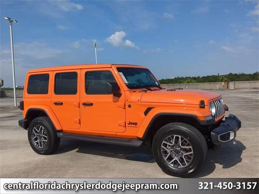 2025 Jeep Wrangler 4-Door Sahara 4x4