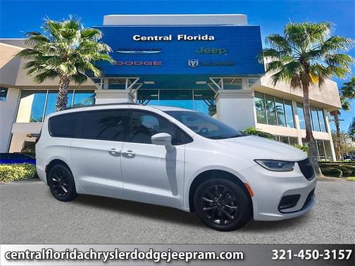 2021 Chrysler Pacifica Touring