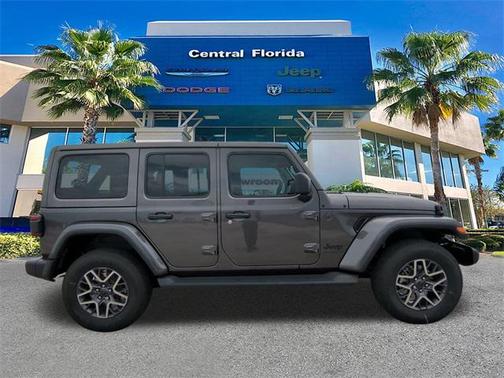 2025 Jeep Wrangler 4-Door Sahara 4x4