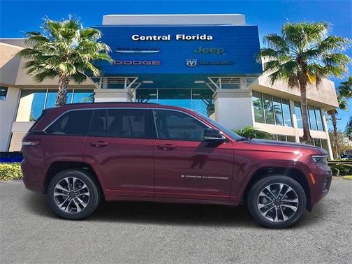 2025 Jeep Grand Cherokee Overland