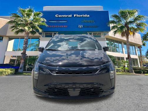 Diamond 2027 Chrysler Pacifica Limited
