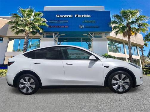 2023 Tesla Model Y Long Range Dual Motor All-Wheel Drive