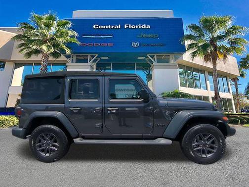Granite Crystal Metallic Clearcoat 2024 Jeep Wrangler Sport S