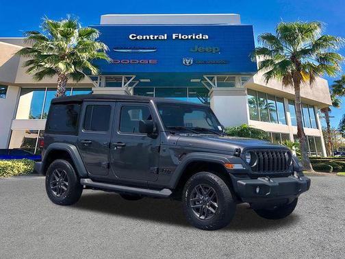 Granite Crystal Metallic Clearcoat 2024 Jeep Wrangler Sport S
