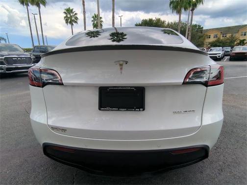 2022 Tesla Model Y Performance Dual Motor All-Wheel Drive