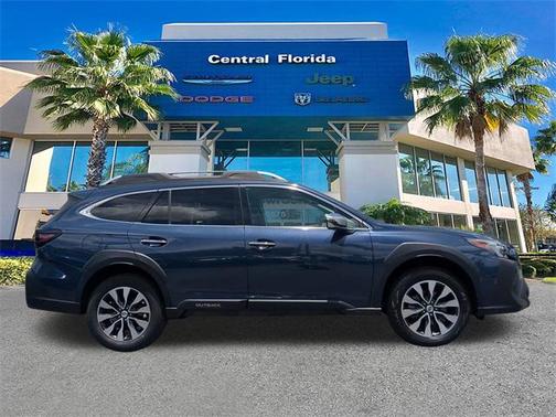 2023 Subaru Outback Touring