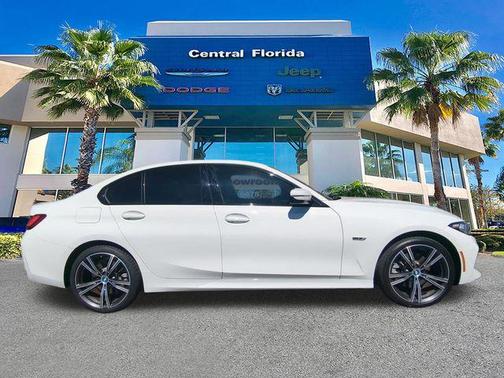 2023 BMW 330e 330e iPerformance