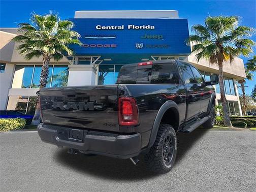 2025 RAM 2500 Tradesman Crew Cab 4x4 6'4' Box