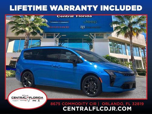 Hydro Blue Pearlcoat 2027 Chrysler Pacifica Limited
