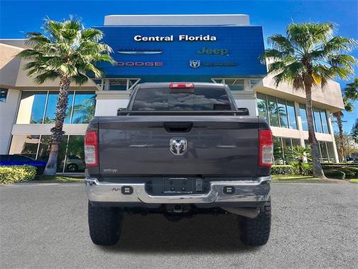 2019 RAM 2500 Tradesman Crew Cab 4x4 8' Box