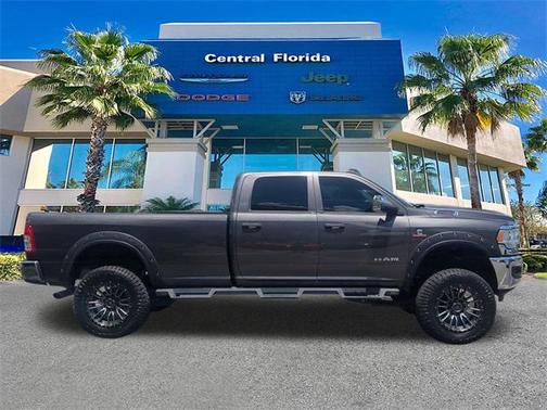 2019 RAM 2500 Tradesman Crew Cab 4x4 8' Box