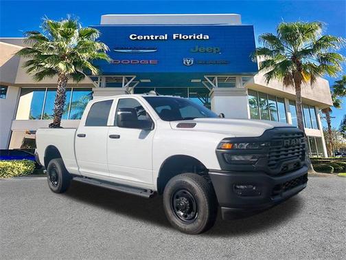 2025 RAM 2500 Tradesman Crew Cab 4x4 6'4' Box