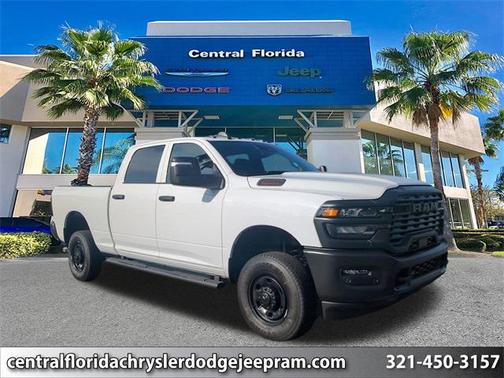 2025 RAM 2500 Tradesman Crew Cab 4x4 6'4' Box