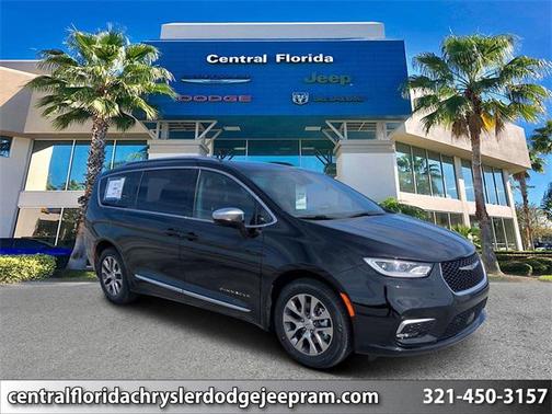 2025 Chrysler Pacifica L